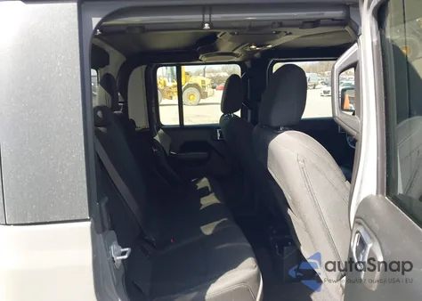 2020 Jeep Gladiator Sport S 4X4 z USA, uszkodzony, nr VIN 1C6HJTAG7LL154664